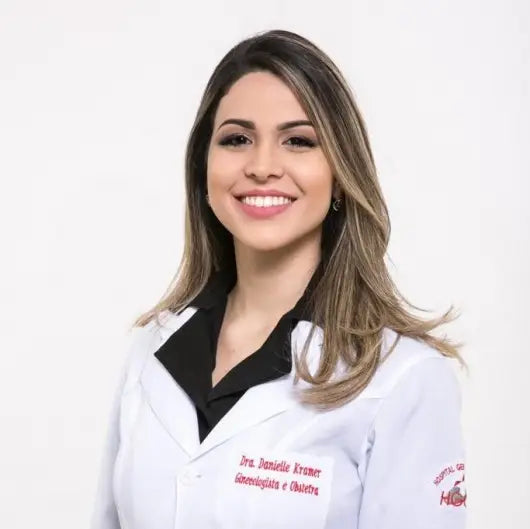 Dra. Andrea Solano